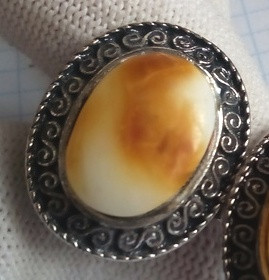 1786648180_koltso-s-naturalnym
